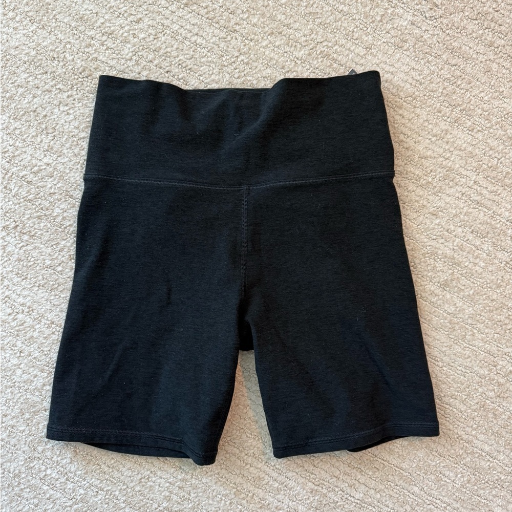 Vuori Clean Elevation Shorty 6"